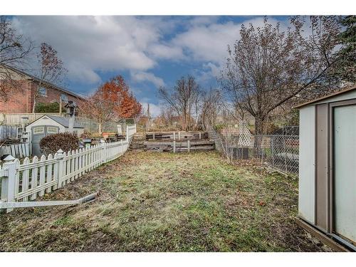 66 Charles Best Place, Kitchener, ON - Outdoor