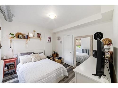 188-190 Caroline Street S, Hamilton, ON 