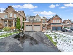 8 Keewaydin Street  Waterdown, ON L8B 0K1