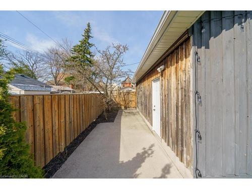 198 Homewood Avenue, Hamilton, ON - Outdoor