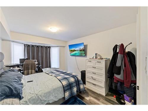 220 Caroline Street S, Hamilton, ON 