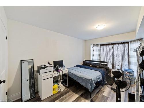 220 Caroline Street S, Hamilton, ON 