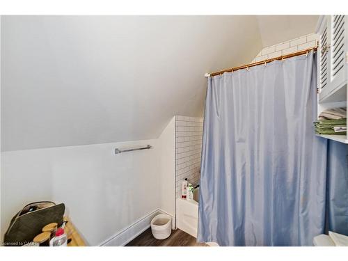 220 Caroline Street S, Hamilton, ON 