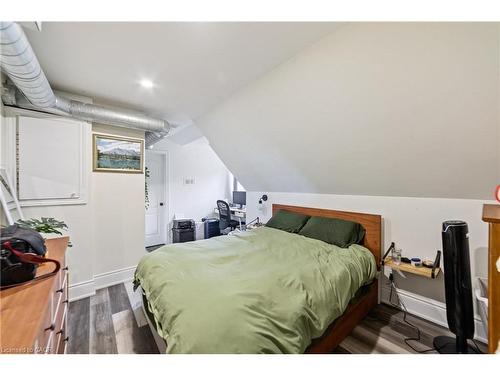 220 Caroline Street S, Hamilton, ON 