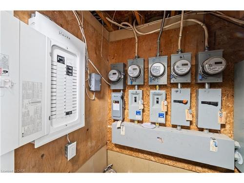 220 Caroline Street S, Hamilton, ON 