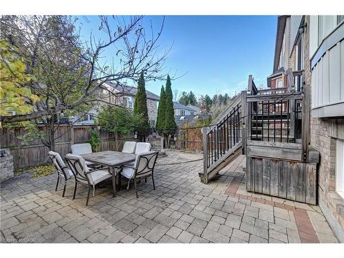 150 Holland Circle, Cambridge, ON - Outdoor