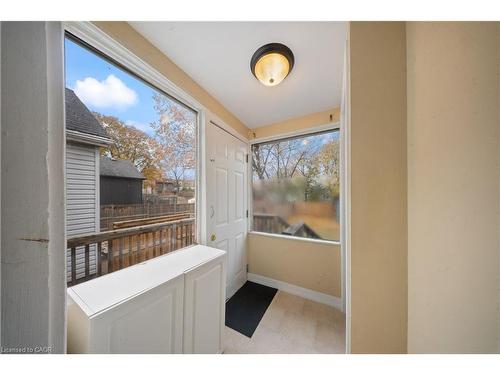 23 Wexford Avenue N, Hamilton, ON - Indoor Photo Showing Other Room