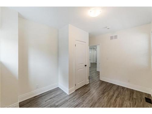 27 Melrose Avenue S, Hamilton, ON - Indoor Photo Showing Other Room
