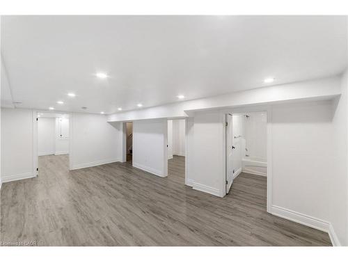 27 Melrose Avenue S, Hamilton, ON - Indoor