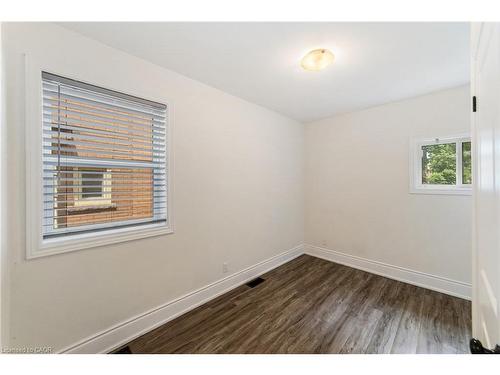 27 Melrose Avenue S, Hamilton, ON - Indoor Photo Showing Other Room