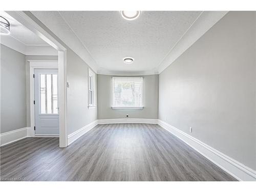 354 Cumberland Avenue, Hamilton, ON - Indoor Photo Showing Other Room