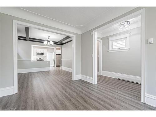 354 Cumberland Avenue, Hamilton, ON - Indoor Photo Showing Other Room
