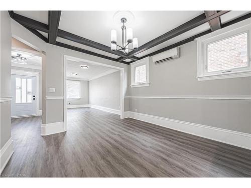 354 Cumberland Avenue, Hamilton, ON - Indoor Photo Showing Other Room