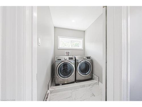 354 Cumberland Avenue, Hamilton, ON - Indoor Photo Showing Laundry Room