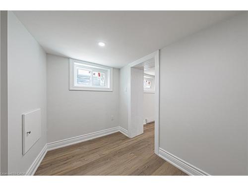 354 Cumberland Avenue, Hamilton, ON - Indoor Photo Showing Other Room