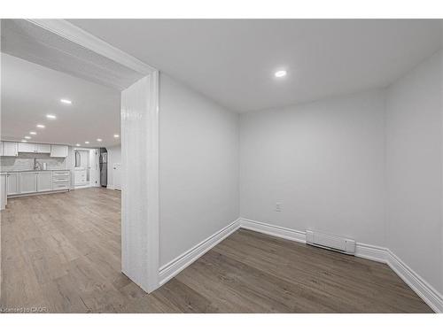 354 Cumberland Avenue, Hamilton, ON - Indoor Photo Showing Other Room