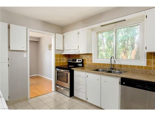 2339 Hixon Street, Oakville, ON - Indoor Photo Showing Kitchen With Double Sink