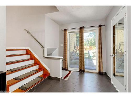 2339 Hixon Street, Oakville, ON - Indoor Photo Showing Other Room