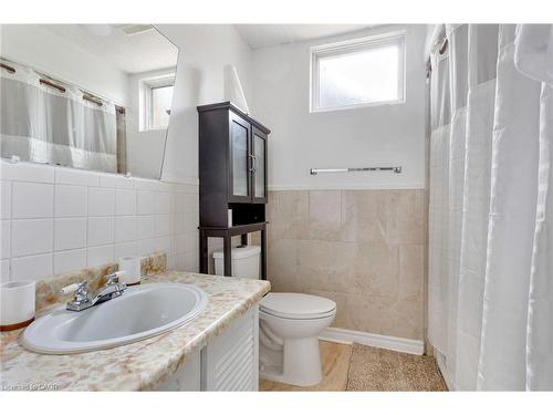 2339 Hixon Street, Oakville, ON - Indoor Photo Showing Bathroom