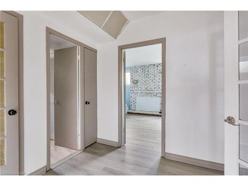 2339 Hixon Street, Oakville, ON - Indoor Photo Showing Other Room