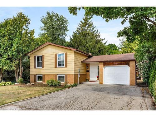 2339 Hixon Street, Oakville, ON - Outdoor