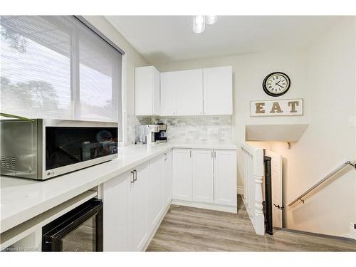 4 Jill Court, St. Catharines, ON - Indoor Photo Showing Kitchen