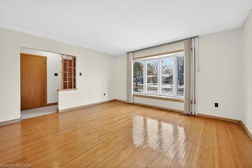 80 Tyrone Drive, Hamilton, ON - Indoor Photo Showing Other Room