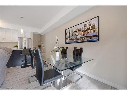 E7-70 Willowrun Drive, Kitchener, ON - Indoor Photo Showing Dining Room