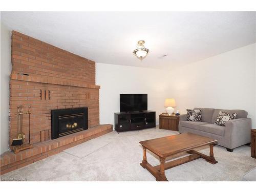 197 Wedgewood Drive, Cambridge, ON - Indoor Photo Showing Living Room With Fireplace