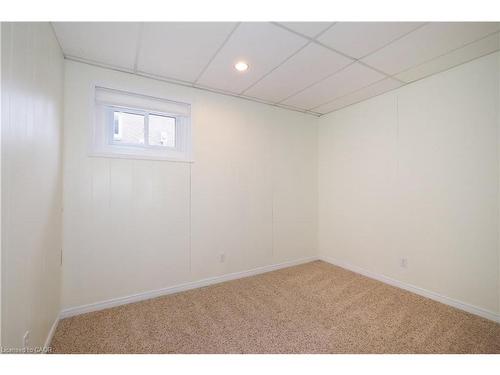 197 Wedgewood Drive, Cambridge, ON - Indoor Photo Showing Other Room