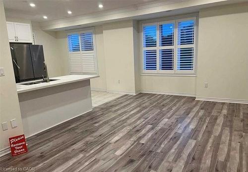 51-383 Dundas Street E, Hamilton, ON - Indoor Photo Showing Other Room