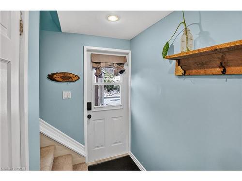 4956 Beam Street, Beamsville, ON - Indoor Photo Showing Other Room