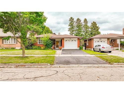 55 Ramblewood Way  Kitchener, ON N2N 1G8