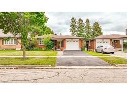 55 Ramblewood Way  Kitchener, ON N2N 1G8