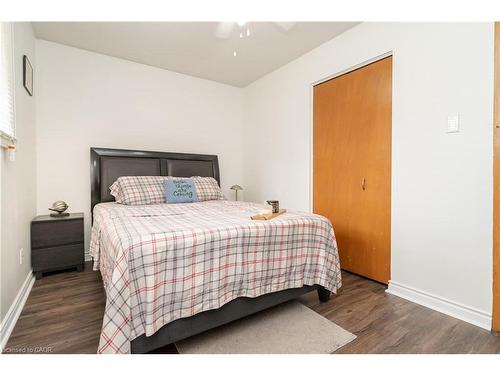 55 Ramblewood Way, Kitchener, ON - Indoor Photo Showing Bedroom