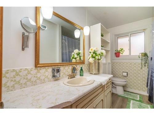 55 Ramblewood Way, Kitchener, ON - Indoor Photo Showing Bathroom