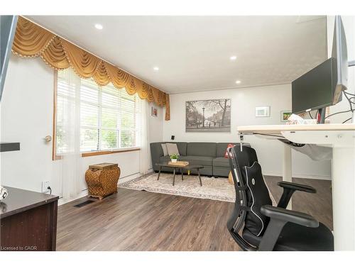 55 Ramblewood Way, Kitchener, ON - Indoor