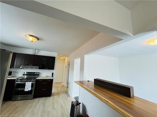 Upper-787 Upper Ottawa Street, Hamilton, ON - Indoor Photo Showing Kitchen