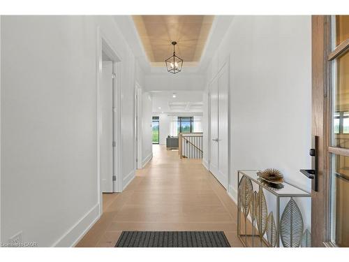 637 Buffalo Road, Fort Erie, ON - Indoor Photo Showing Other Room