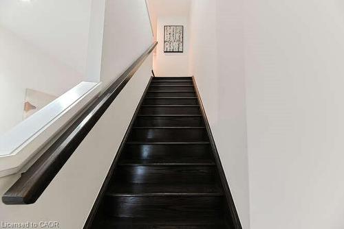 15-35 Midhurst Heights, Hamilton, ON - Indoor Photo Showing Other Room