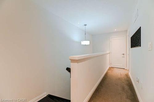 15-35 Midhurst Heights, Hamilton, ON - Indoor Photo Showing Other Room