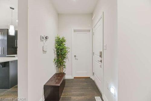 15-35 Midhurst Heights, Hamilton, ON - Indoor Photo Showing Other Room