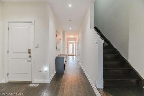 15-35 Midhurst Heights, Hamilton, ON - Indoor Photo Showing Other Room