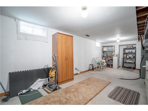 1447 Reynolds Avenue, Burlington, ON - Indoor