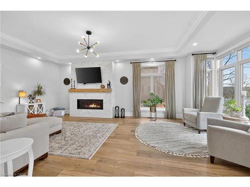 397 Caithness Street E, Caledonia, ON - Indoor Photo Showing Living Room With Fireplace