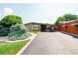 117 Sunrise Drive  Hamilton, ON L8K 4C5