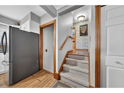 117 Sunrise Drive, Hamilton, ON - Indoor Photo Showing Other Room