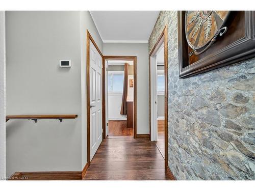 117 Sunrise Drive, Hamilton, ON - Indoor Photo Showing Other Room