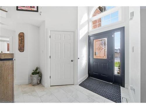 136 Braemar Avenue, Caledonia, ON - Indoor Photo Showing Other Room