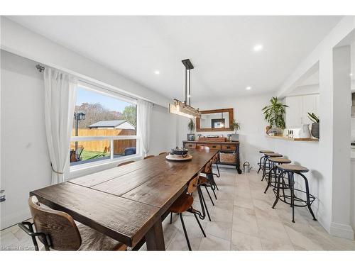 136 Braemar Avenue, Caledonia, ON - Indoor Photo Showing Dining Room